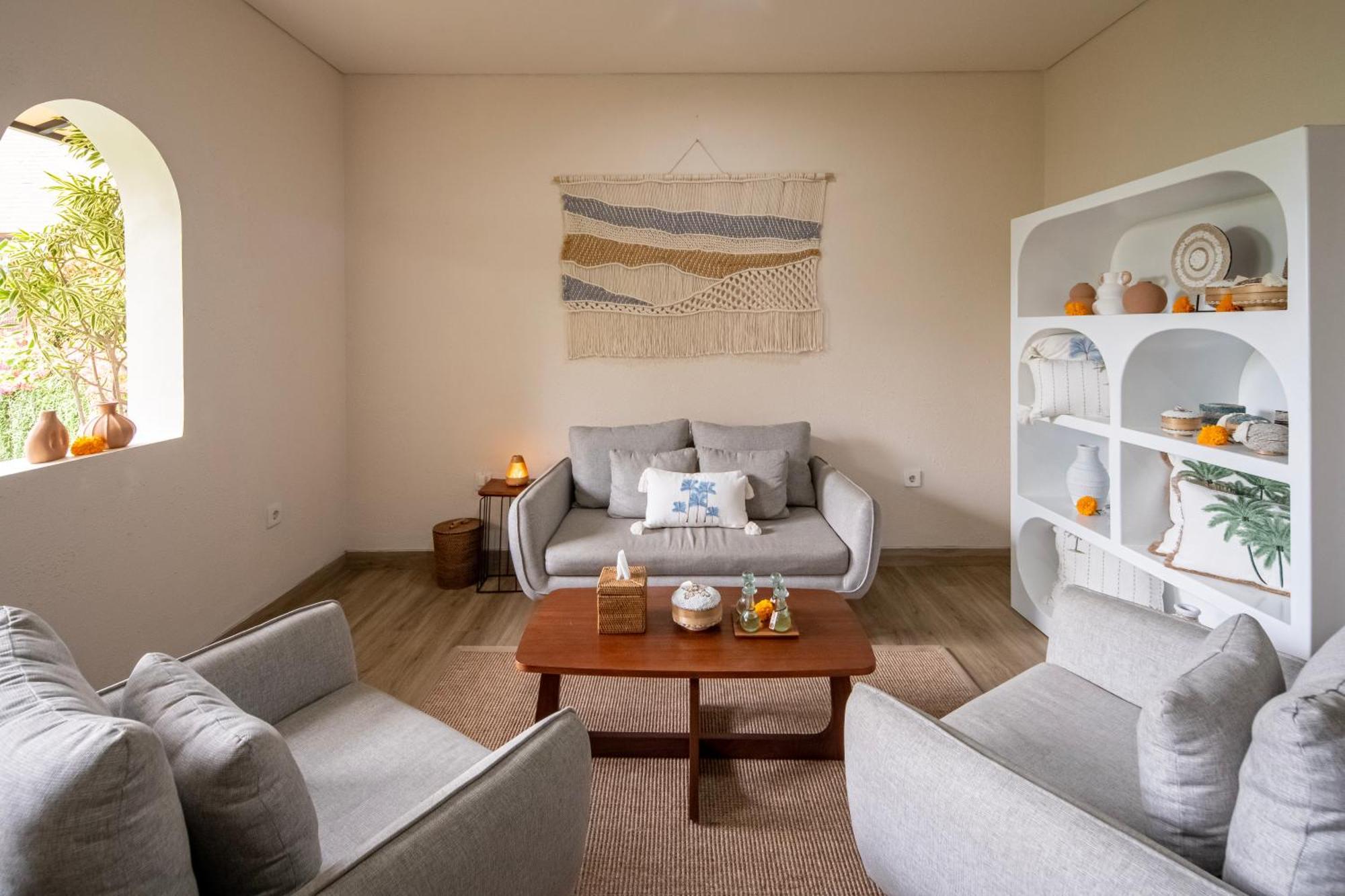Hotel Kayumas 4*