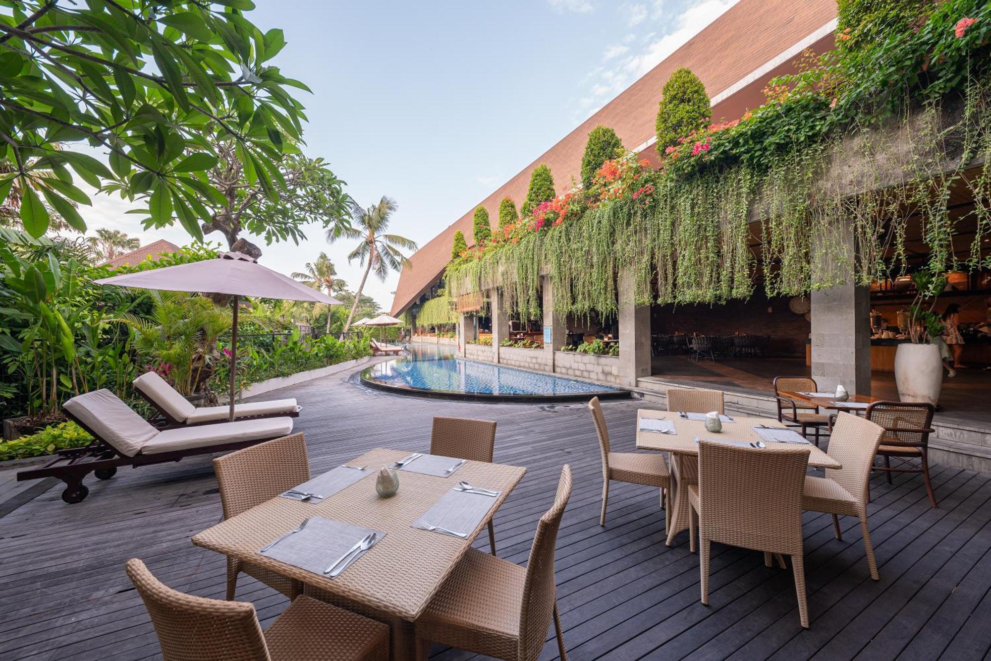 होटल Kayumas Seminyak (Bali)