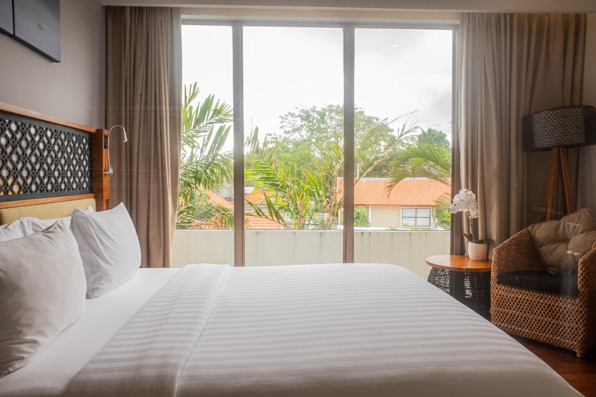 Hotel Kayumas 4*