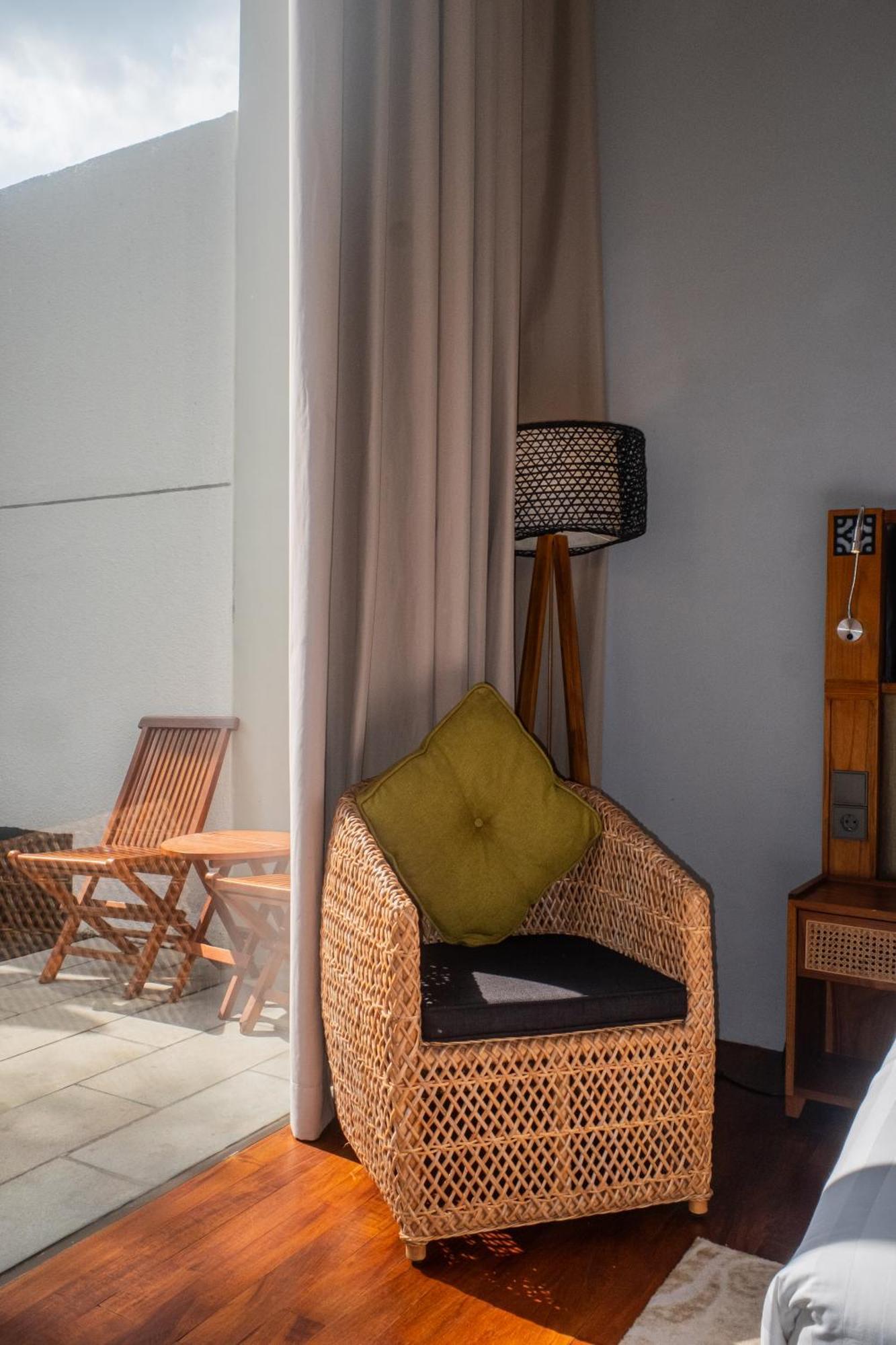 Hotel Kayumas 4*